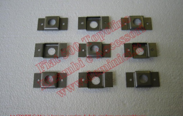 Art.C004H8 Gabbia in lamiera completa di dado quadrato per assemblaggio parafanghi etc.. Fiat 500 ABC