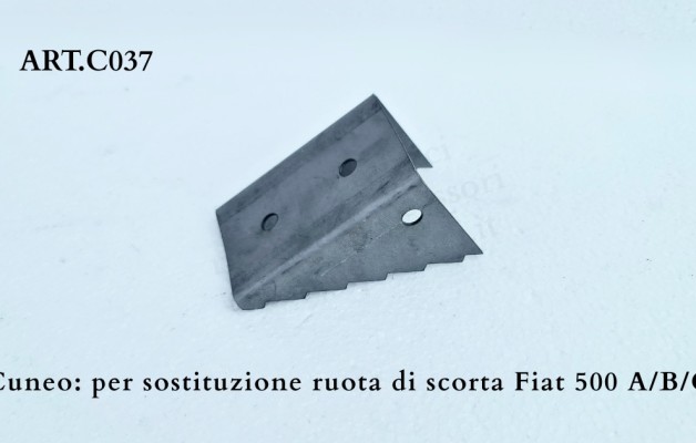 Art. C037 Cuneo : per sostituzione ruota di scorta Fiat 500 A/B/C